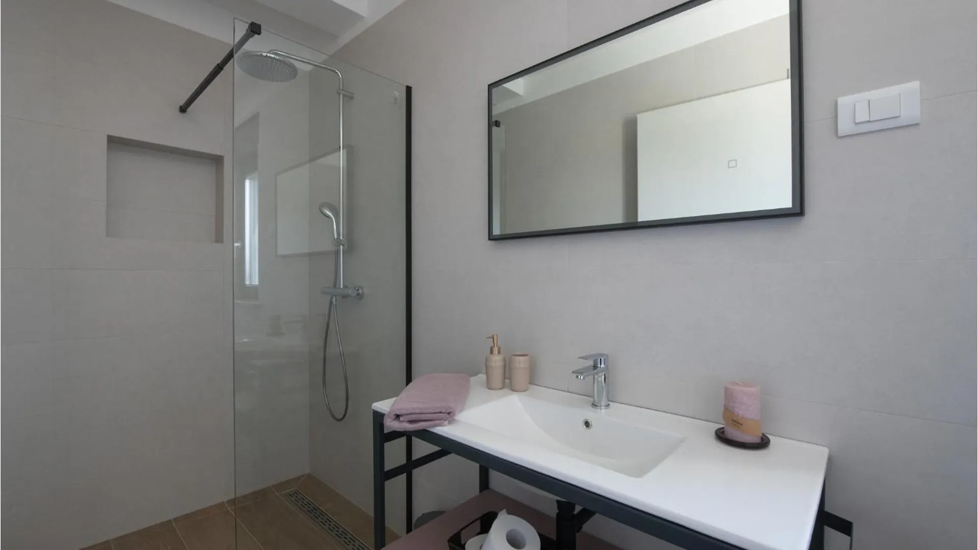 Holiday home Cozy Home In Krnica With Kitchen